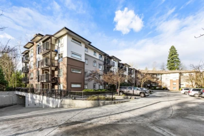 Hot Tub / Spa Photo of 215 11665 Haney Bypass, Maple Ridge, BC