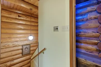 Mudroom Photo of 2 20649 Edelweiss Drive, Agassiz, BC