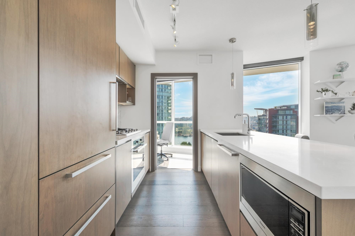 Family Room Photo of 1509 68 Smithe Street, Vancouver, BC