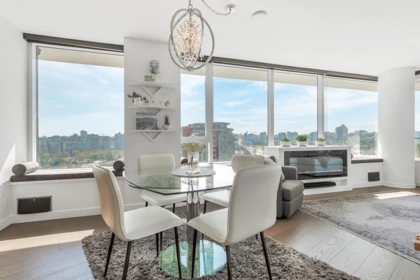 Breakfast Nook Photo of 1509 68 Smithe Street, Vancouver, BC