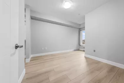 Bedroom 2 Photo of 208 20175 53 Avenue, Langley, BC