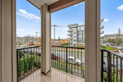 Hallway Photo of 208 20175 53 Avenue, Langley, BC