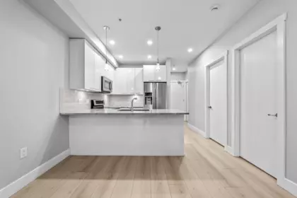 Kitchen Island Photo of 208 20175 53 Avenue, Langley, BC