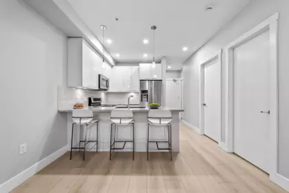 Kitchen Photo of 208 20175 53 Avenue, Langley, BC