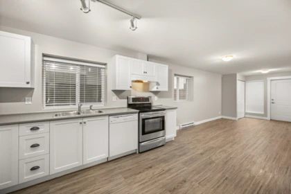 Fitness Center Photo Near 18990 67a Avenue, Surrey, BC