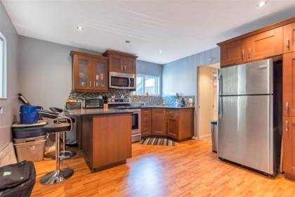 Powder Room Photo of 5882 51 Avenue, Delta, BC