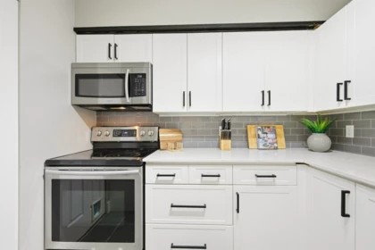 Pantry Photo of 111 6820 Rumble Street, Burnaby, BC