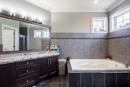 Kitchen Photo of 6633 125a Street, Surrey, BC