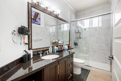 Primary Bathroom Photo of 6633 125a Street, Surrey, BC