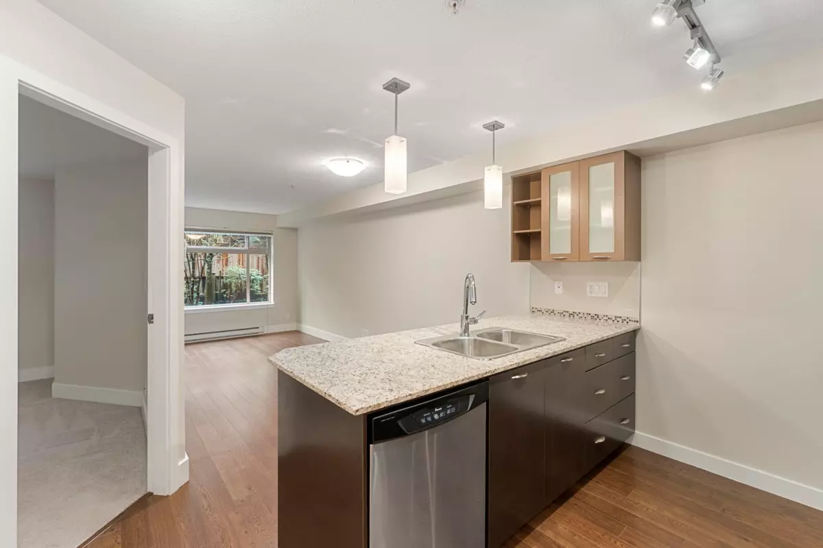 Family Room Photo of 118 2233 Mckenzie Road, Abbotsford, BC