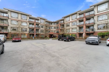 Outdoor Deck Photo of 118 2233 Mckenzie Road, Abbotsford, BC
