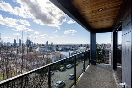 Swimming Pool Photo of 1 4875 Albert Street, Burnaby, BC