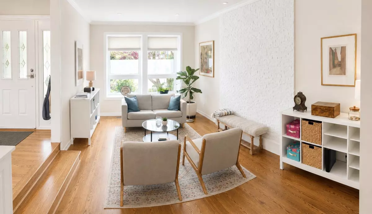 Living Room Photo of 34947 Oakhill Drive, Abbotsford, BC