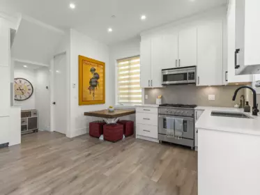 Kitchen Photo of 4327 Perry Street, Vancouver, BC