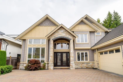 9028 Pinewell Crescent, Richmond, BC, Richmond — Single Family Residence for sale