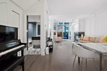 Office / Den Photo of 493 Broughton Street, Vancouver, BC