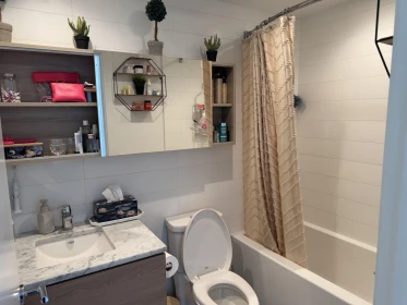 Primary Bathroom Photo of 2706 657 Whiting Way, Coquitlam, BC