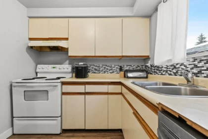 Breakfast Nook Photo of 32369 Grebe Crescent, Mission, BC