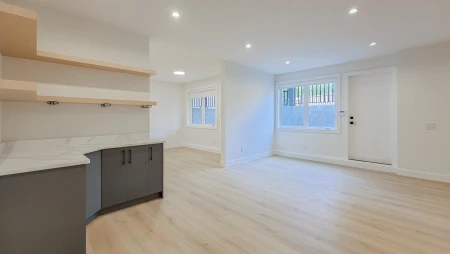 Basement Recreation Room Photo of 13525 16th Avenue, Surrey, BC