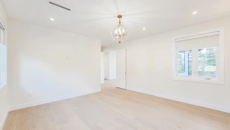 Mudroom Photo of 13525 16th Avenue, Surrey, BC