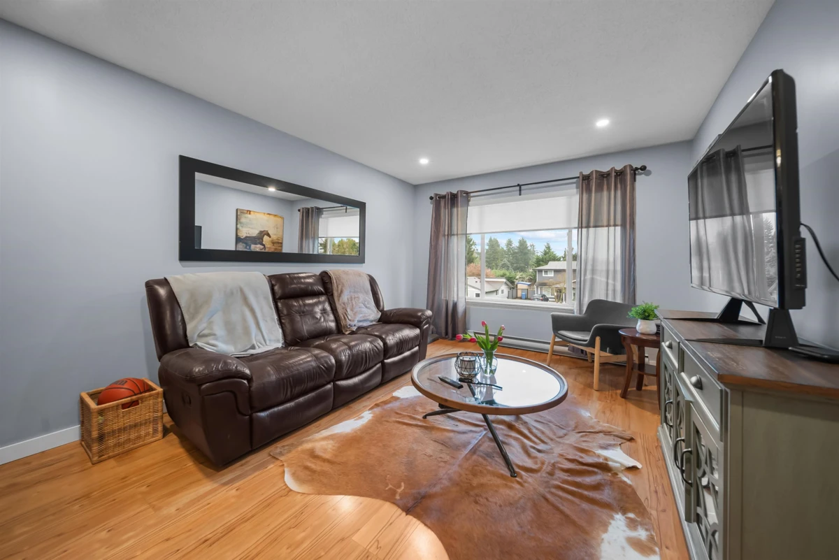 Family Room Photo of 2731 Sandon Drive, Abbotsford, BC