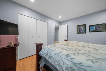 Powder Room Photo of 2731 Sandon Drive, Abbotsford, BC