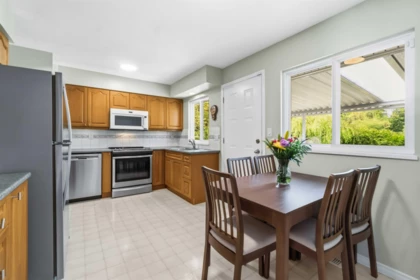 Breakfast Nook Photo of 1861 Chalmers Avenue, Port Coquitlam, BC