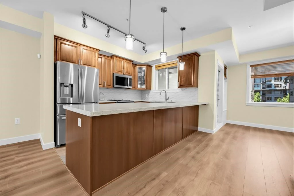 Dining Area Photo of 9 8567 204 Street, Langley, BC
