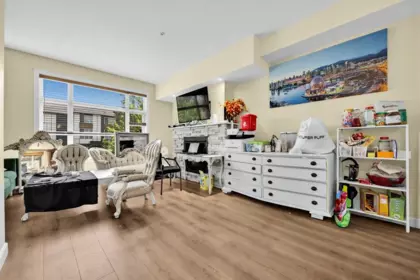 9 8567 204 Street, Langley, BC, Langley — Townhouse for sale