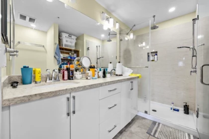 Walk-In Closet Photo of 9 8567 204 Street, Langley, BC
