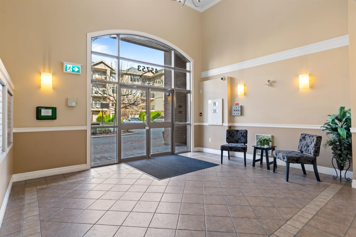 Family Room Photo of 408 45753 Stevenson Road, Chilliwack, BC
