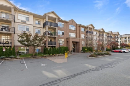Outdoor Deck Photo of 408 45753 Stevenson Road, Chilliwack, BC