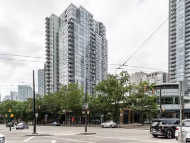 Outdoor Patio Photo of 2201 939 Expo Boulevard, Vancouver, BC