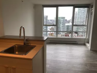 Primary Bathroom Photo of 2201 939 Expo Boulevard, Vancouver, BC