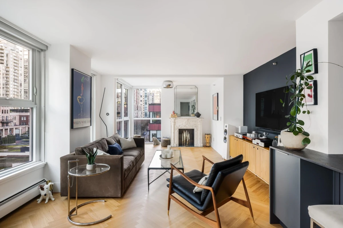 Family Room Photo of 806 1318 Homer Street, Vancouver, BC