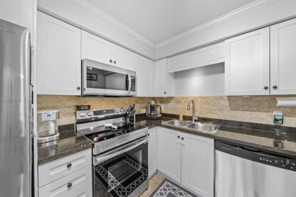 Kitchen Island Photo of 213 22255 122 Avenue, Maple Ridge, BC