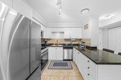 Kitchen Photo of 213 22255 122 Avenue, Maple Ridge, BC
