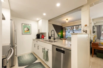 Breakfast Nook Photo of 101 1535 Nelson Street, Vancouver, BC