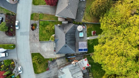 Community Amenities Photo (Clubhouse) of 906 Strathaven Drive, North Vancouver, BC