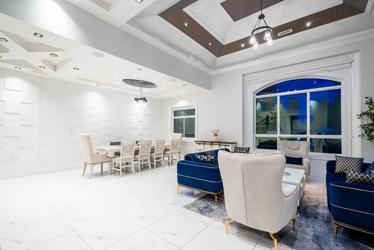 Family Room Photo of 8670 Tunis Place, Surrey, BC