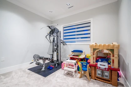 Office / Den Photo of 8670 Tunis Place, Surrey, BC