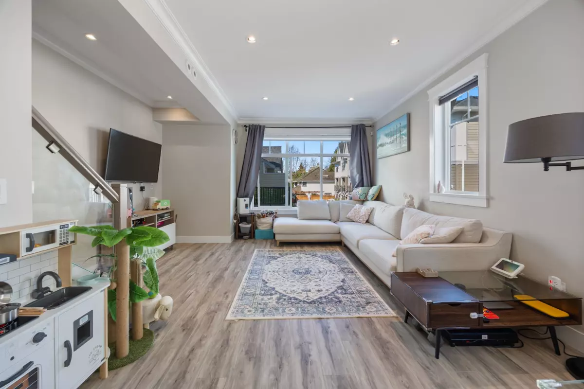 Family Room Photo of 17 9728 Alberta Road, Richmond, BC