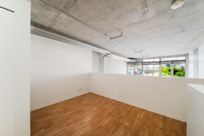 Basement Recreation Room Photo of 431 289 Alexander Street, Vancouver, BC