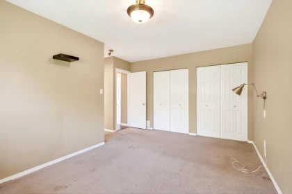 Entry Foyer Photo of 2337 Lobb Avenue, Port Coquitlam, BC