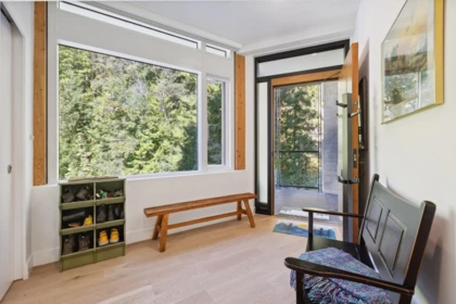 Backyard Photo of 703 6687 Nelson Avenue, West Vancouver, BC