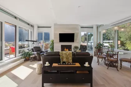 703 6687 Nelson Avenue, West Vancouver, BC, West Vancouver — Apartment/Condo for sale