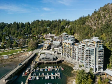 Fitness Center Photo Near 703 6687 Nelson Avenue, West Vancouver, BC