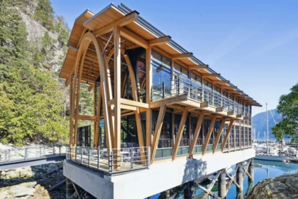 Swimming Pool Photo of 703 6687 Nelson Avenue, West Vancouver, BC