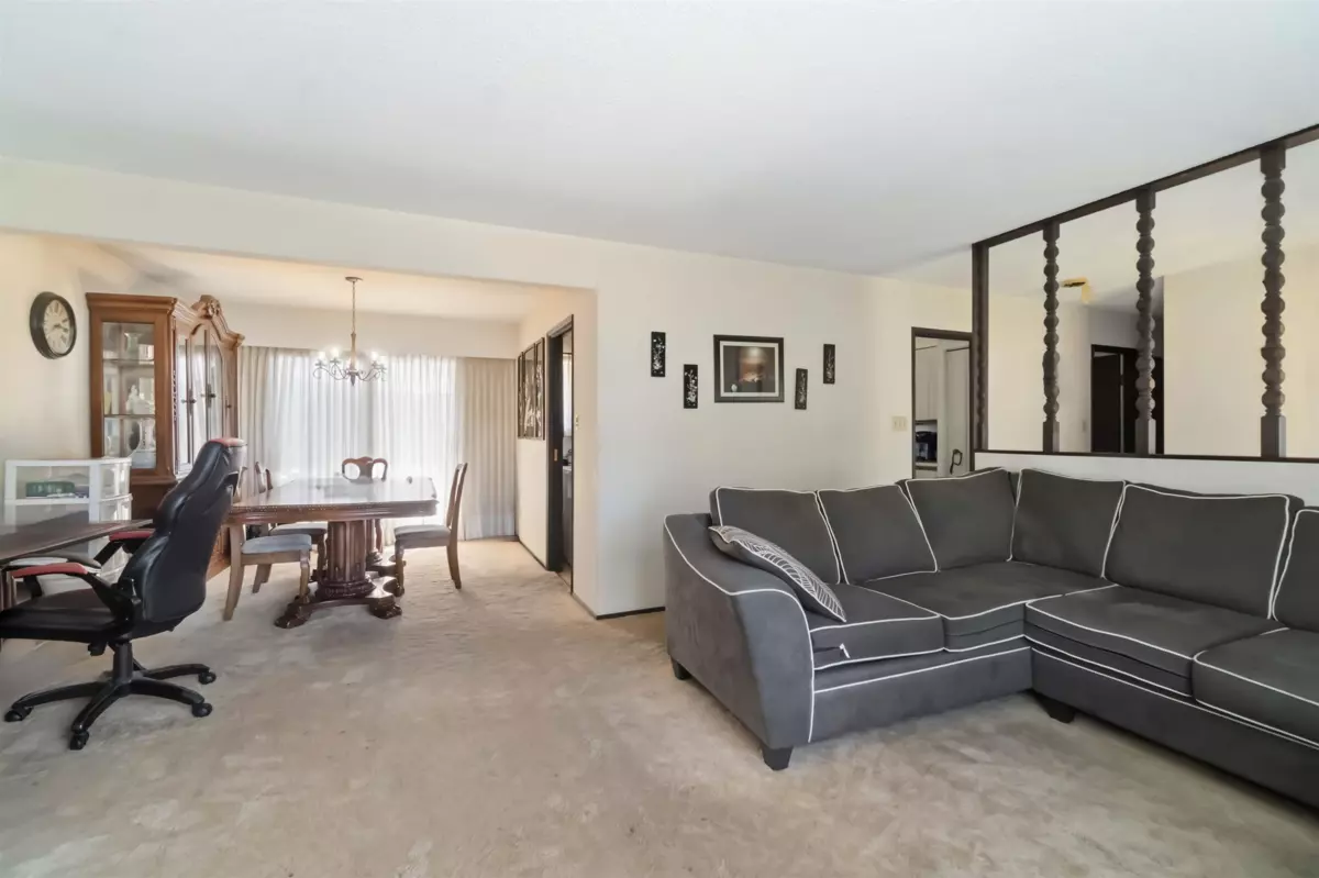 Family Room Photo of 5268 3rd Avenue, Delta, BC