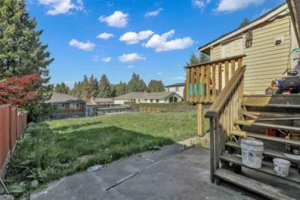 Primary Bathroom Photo of 12841 98 Avenue, Surrey, BC